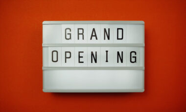 ネットショップの開業資金はいくらかかるのか？固定費用や決済手数料も解説