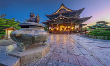 お寺のSNS活用で参拝者数を増やした元僧侶が教えるメリットとおすすめ媒体