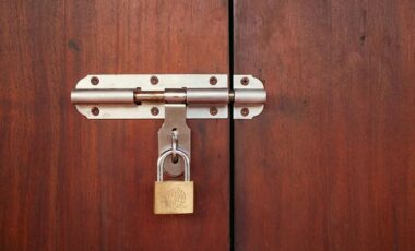 CloudSecure WP Securityが原因で管理画面にログインできなくなった話