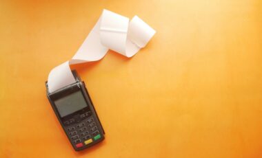 有料記事の返金と不審請求（チャージバック）にどう備えるか